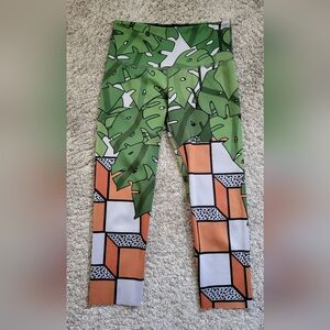 Noli  Capri Leggings EUC